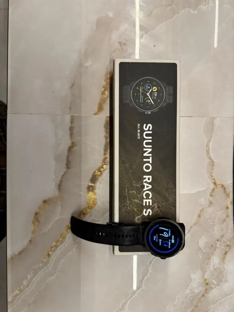 Smartwatch Suunto Race S - 42 mm