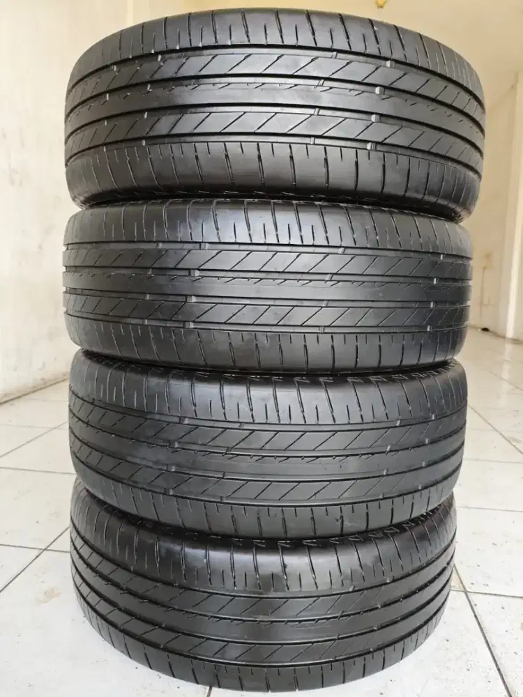 Bridgestone Ring 18 215 55 R18