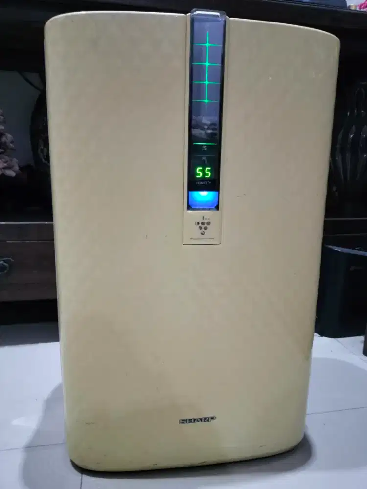 Sharp air purifier KC-180E