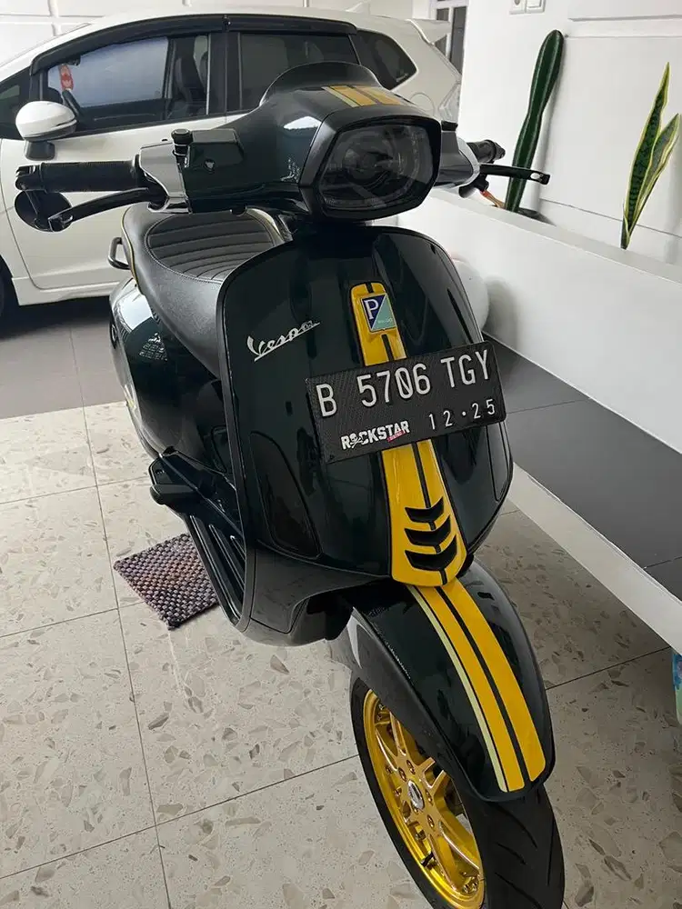 Vespa Sprint Racing Sixties