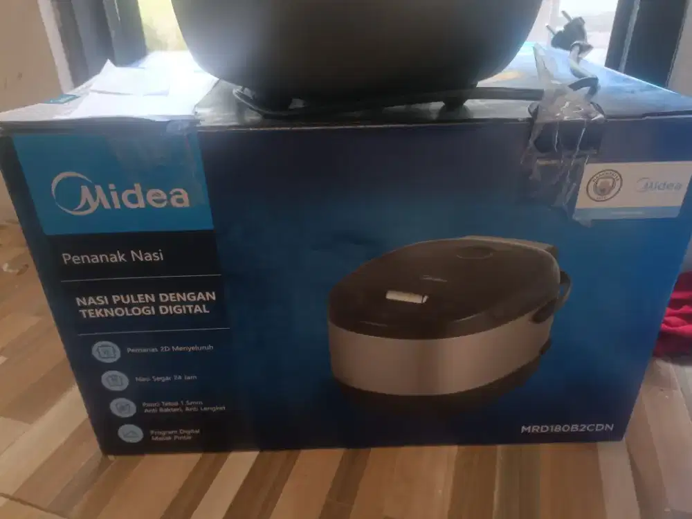 Rice cooker midea 1.8L
