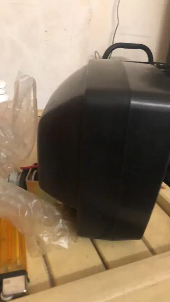 lampu sorot alat berar