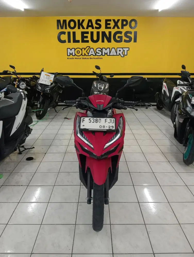 Dijual motor Honda Vario 125 cbs iss 2024