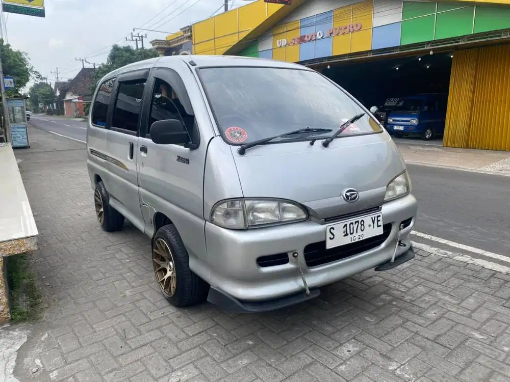 2004 Daihatsu Zebra Espass 1.3 Plat S nopi mobil bekas sekoto