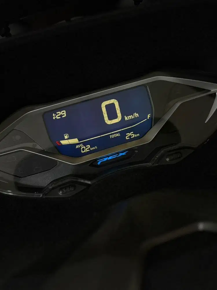 KM 25 PERAK‼️ HONDA PCX 160 Keyless Merah Glossy Sporty TH 2025