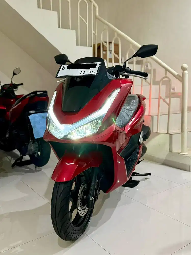 KM 25 PERAK‼️ HONDA PCX 160 Keyless Merah Glossy Sporty TH 2025