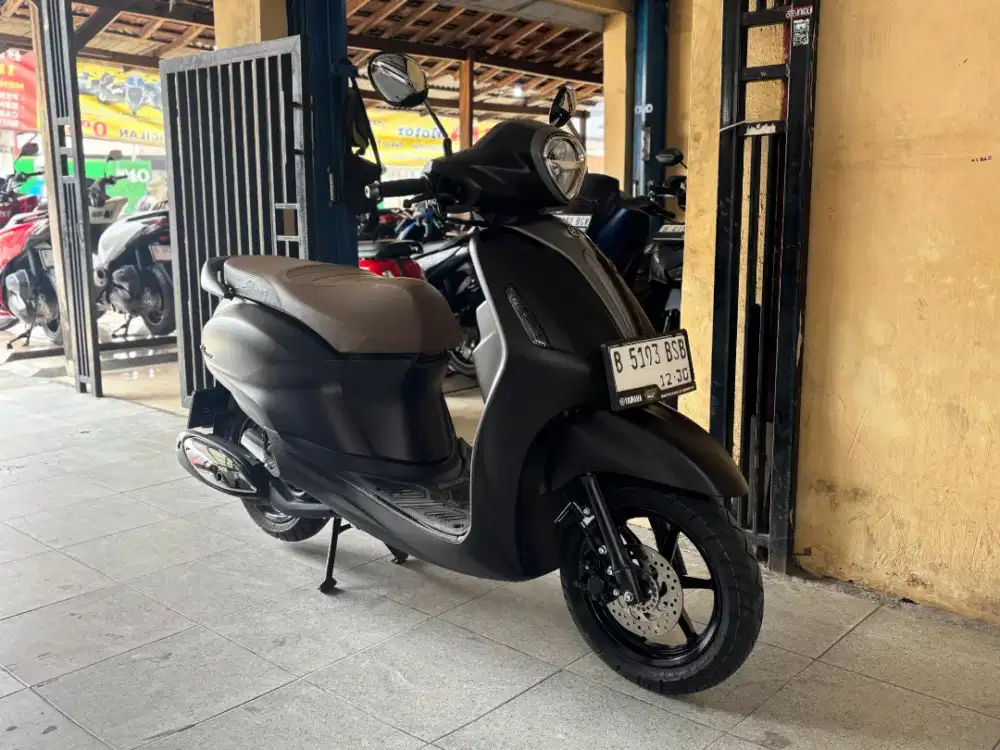 YAMAHA GRAND FILANO LUX TH 2025 KM 1RB