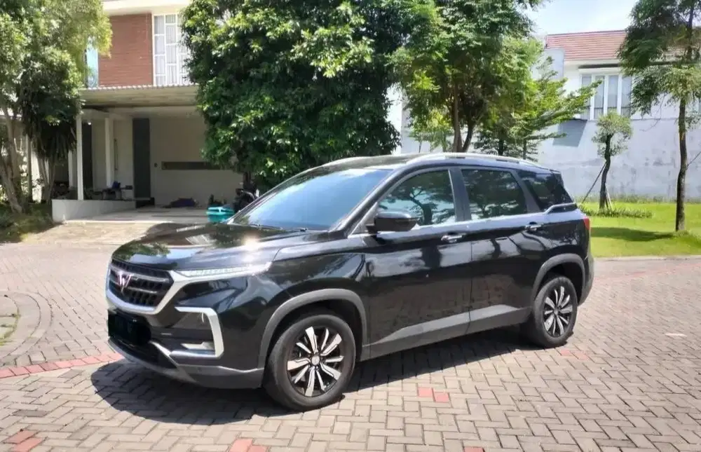 Wuling Almaz A/T 2020/19 Hitam Sunroof