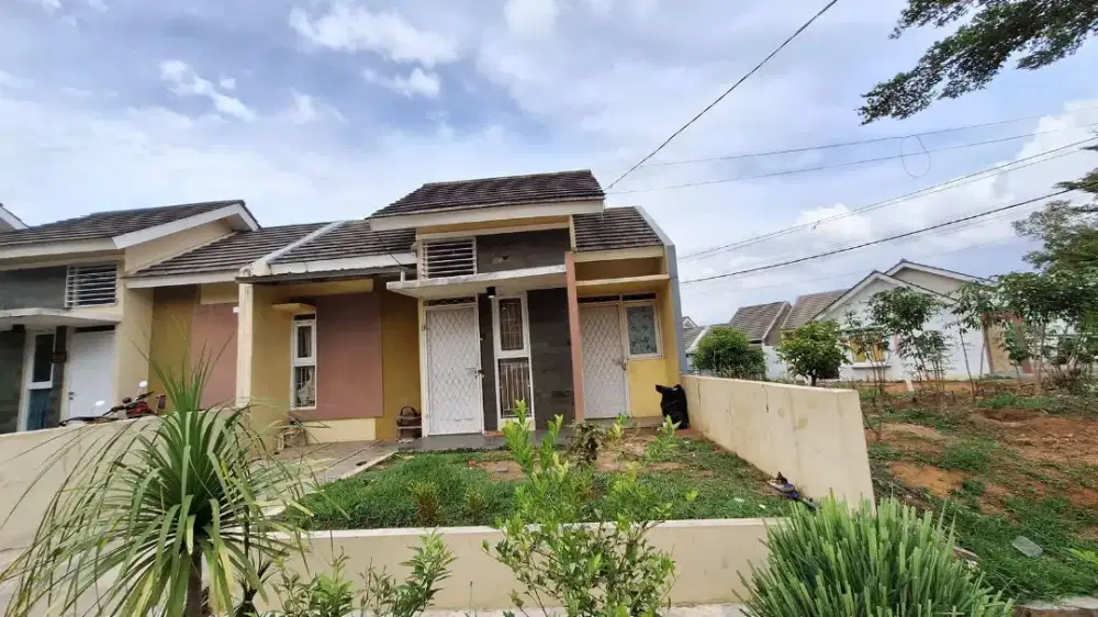 Di jual / Take over rumah buana cicalengka Raya