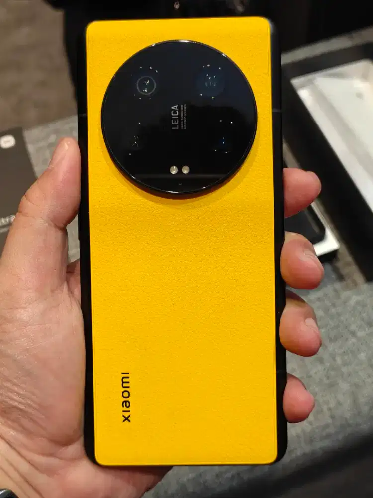 Xiaomi 13 Ultra limited color 16GB+512GB Yellow SUDAH ROM GLOBAL