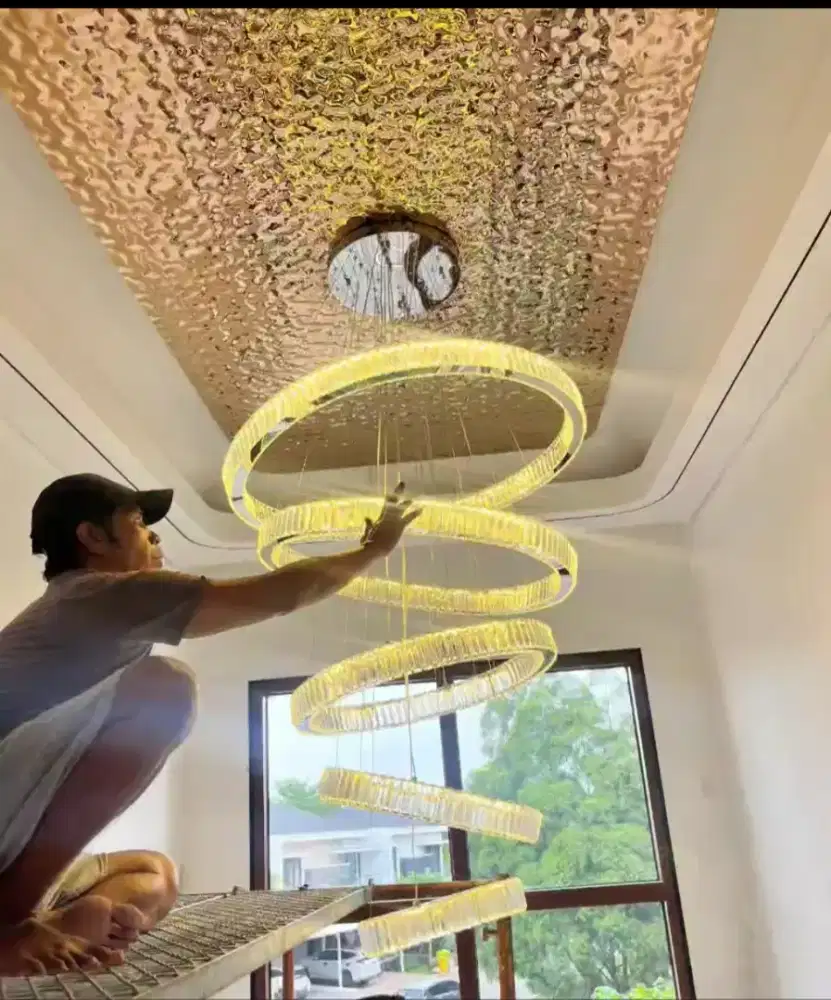 Jasa Bongkar Pasang Lampu Kristal