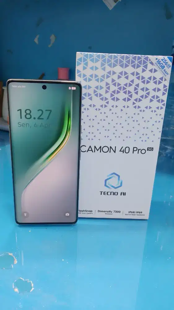 Tecno CAMON 40 pro 5g 8/256GB lengkap mulus no minus