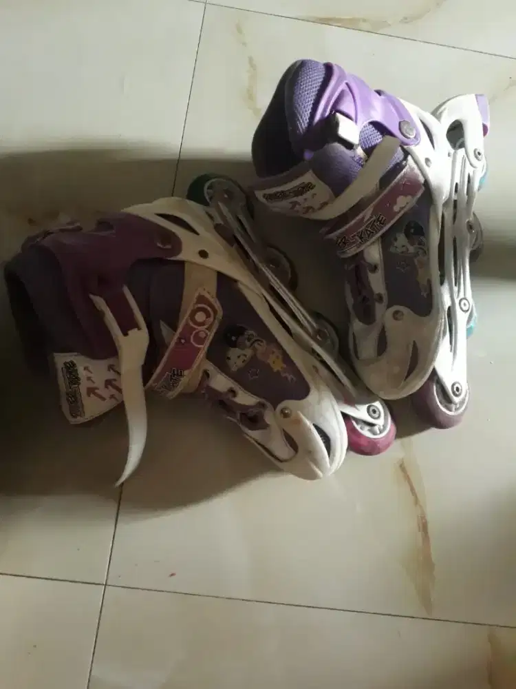 sepatu roda anak