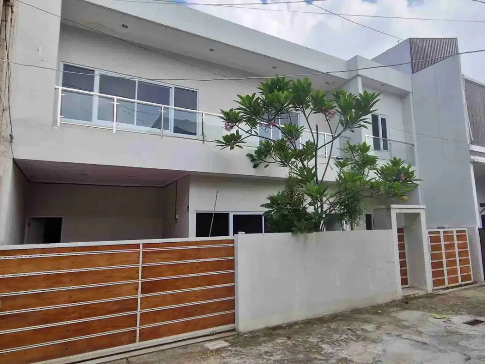 Rumah Rapih 2 Lantai Semi Furnish LT 139 Siap Huni Di Cijantung Jakarta Timur