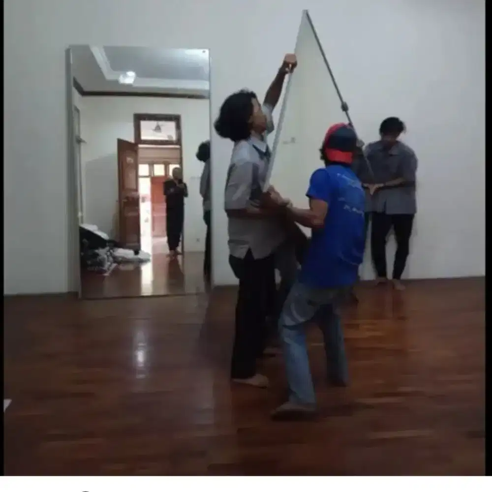 Rakit Bongkar Pasang Lemari Kitchenset Partisi Pindahan Kantor Rumah