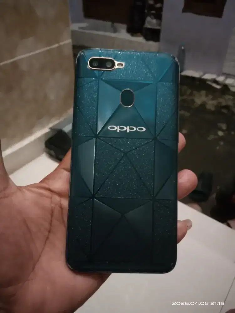 Oppo A7 ram 4/64gb mulus dan normal