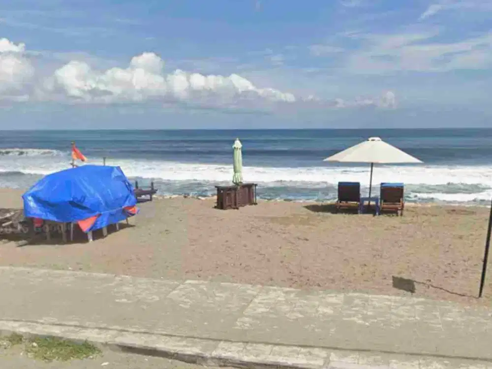 dijual tanah 10.600 m² IDR 3 milyar  per are beach front batu Belig Seminyak Badung Bali
