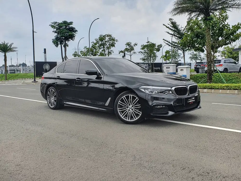 BMW G30 530i 2.0 TURBO M-SPORT 2021 HITAM 2020