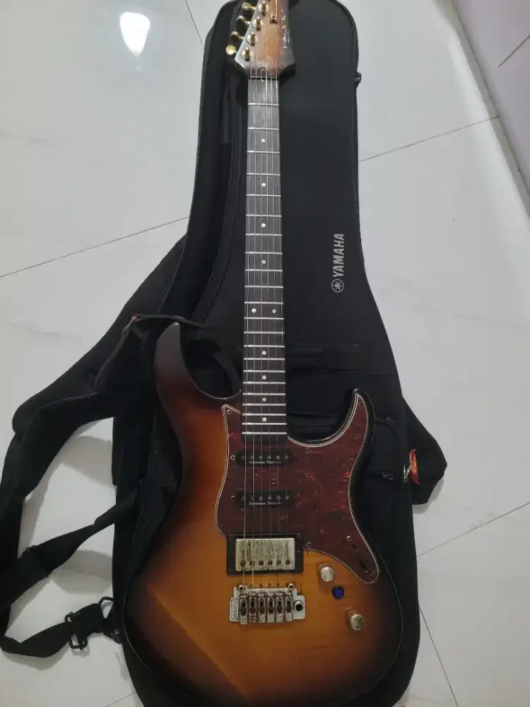 Yamaha Pasifica 212vfm upgrade