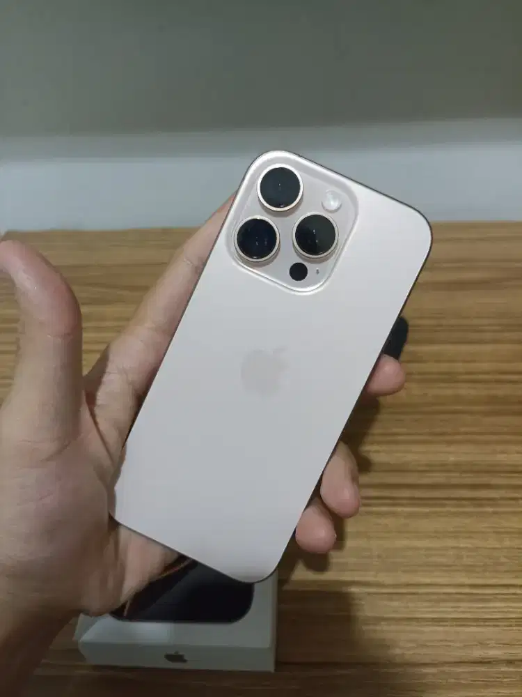 iPhone 16 Pro 128GB Desert Titanium Resmi Beacukai (SETARA IBOX)