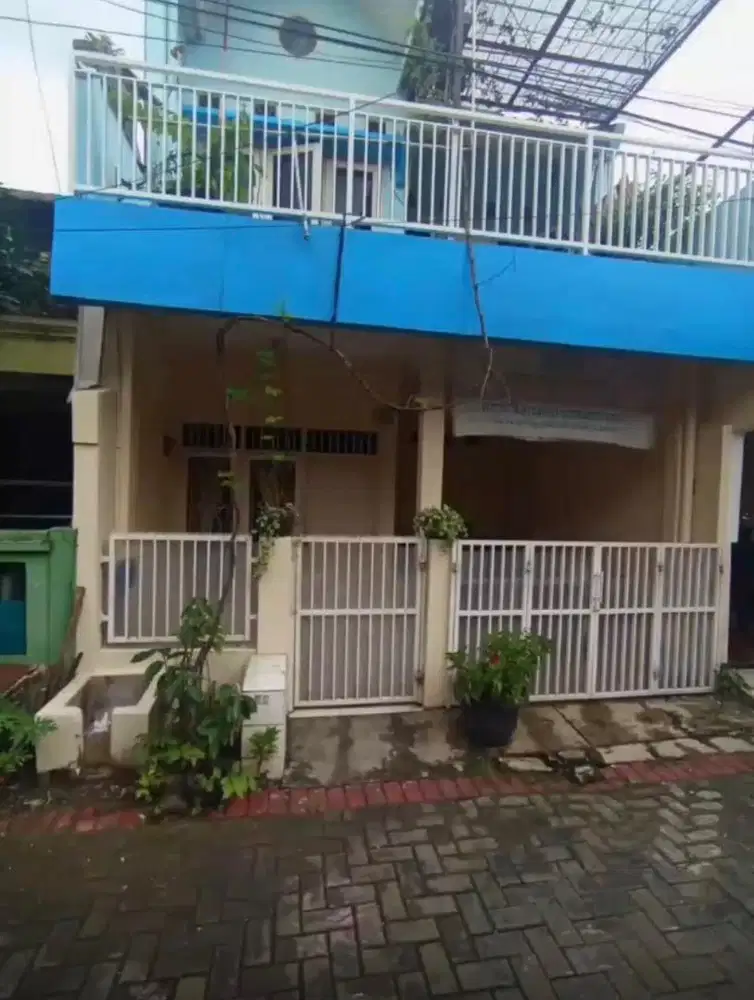 Rumah di Jual Cepat 2 Lantai