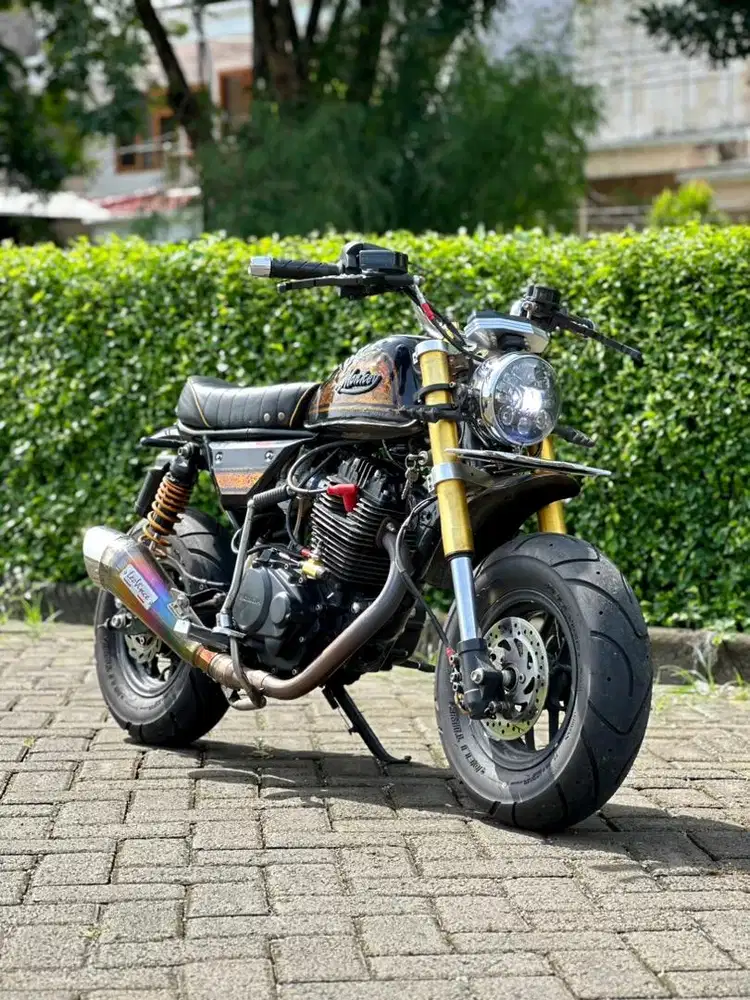 Honda Monkey Custom 200 Cc 6 Speed