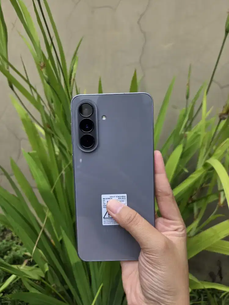 NEW Samsung galaxy A57 5G 24gb segel box