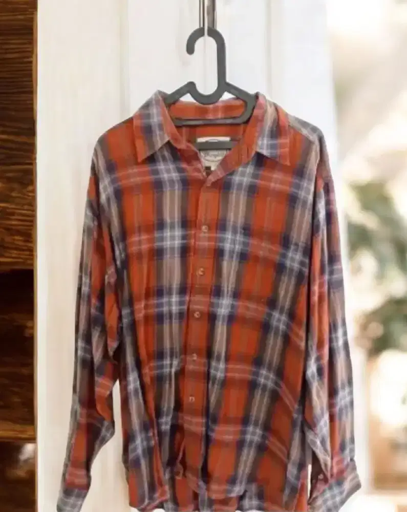 Kemeja Flannel Pria. Merk Wrangler