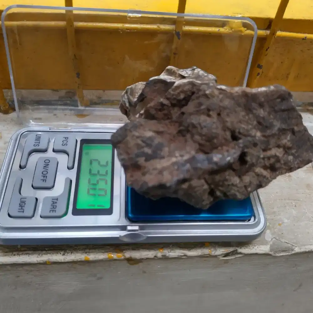 Bahan rough batu solar baturaja kristal