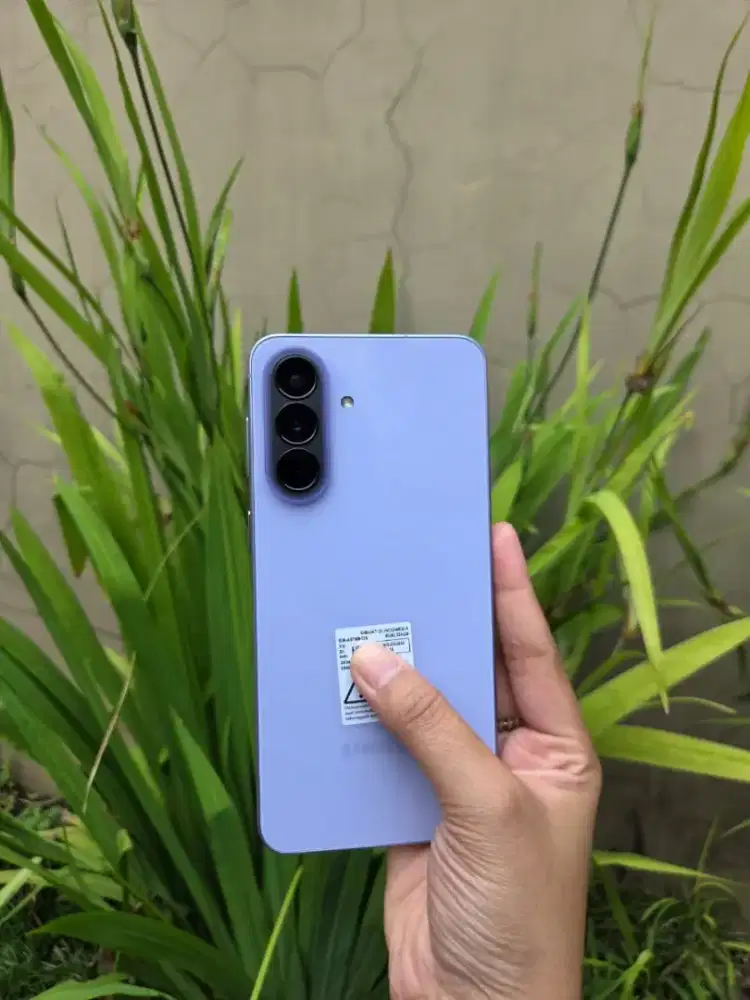 NEW Samsung galaxy A37 5G 128gb segel box