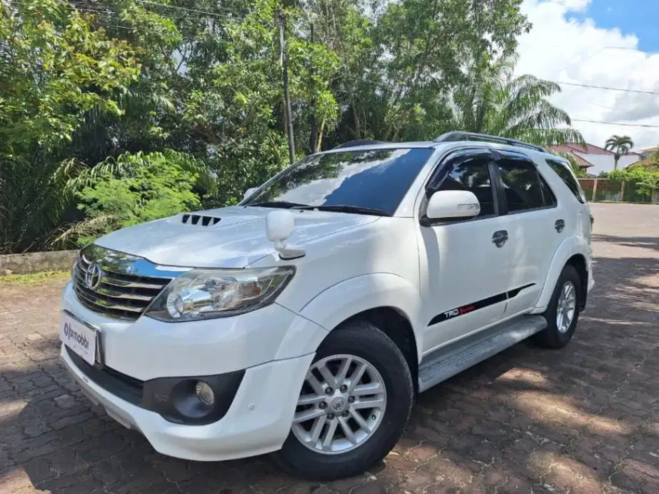 Pajak Panjang Toyota Fortuner 2.5 G VNT TRD Solar-AT 2013 KTLN