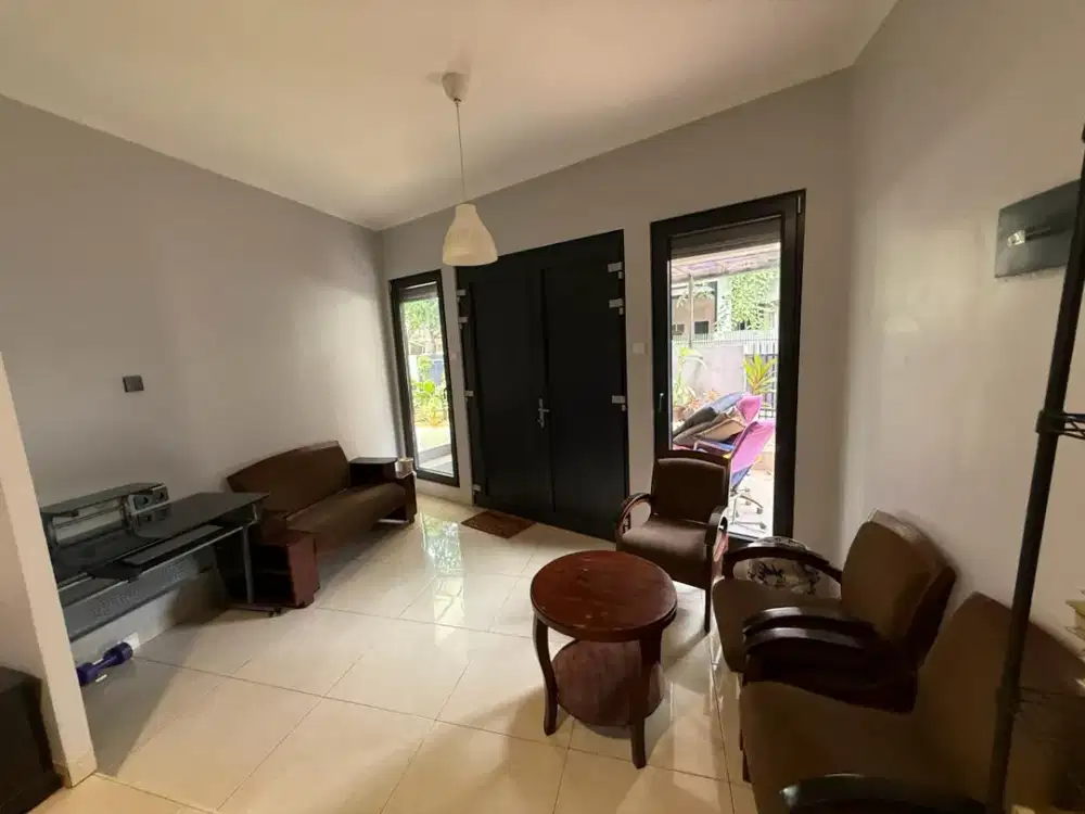 Rumah Siap Huni di Cireundeu, Ciputat Timur Tangerang Selatan