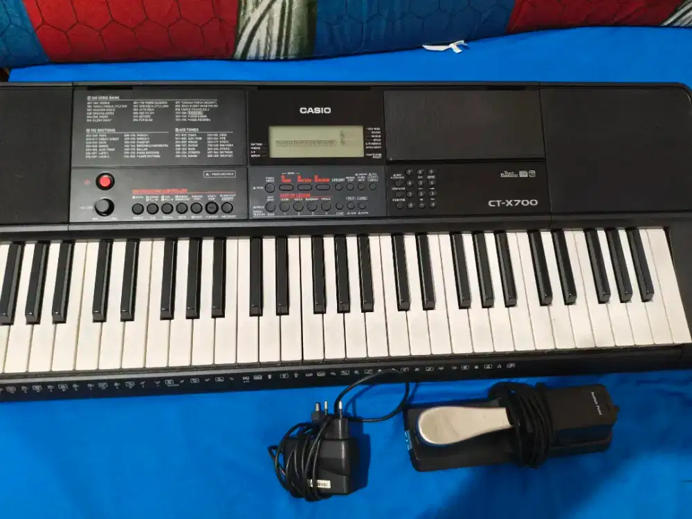 Keyboard casio CT-X700