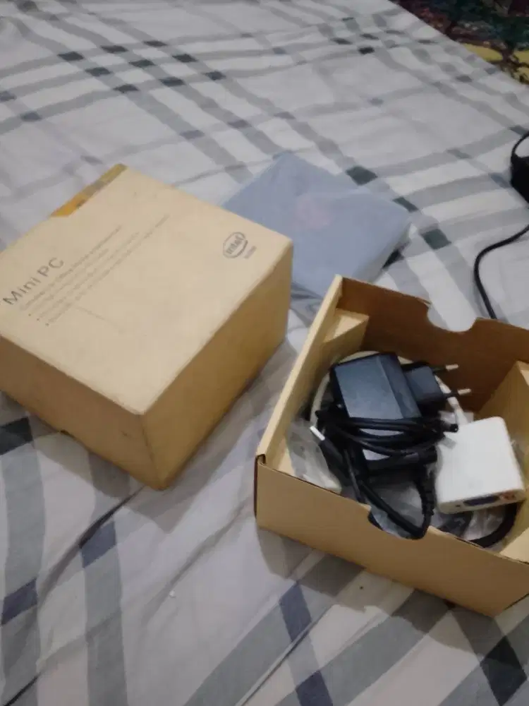 Mini Pc Intel Inside intel celeron Bekas Lengkap.