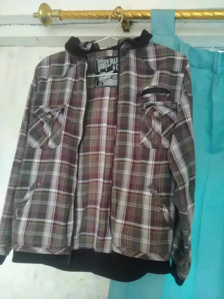 Jacket Size M masih layak pakai