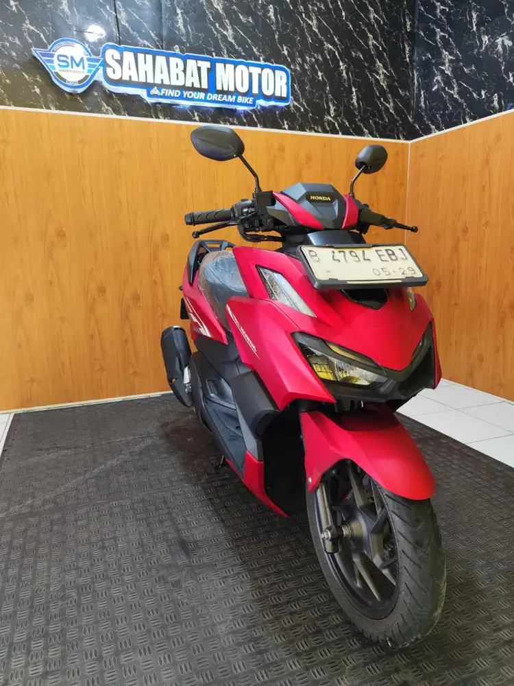 VARIO 160 CBS TH 2024 CASH ATAU KREDIT DAN SPAYLATER READY BERGARANSI