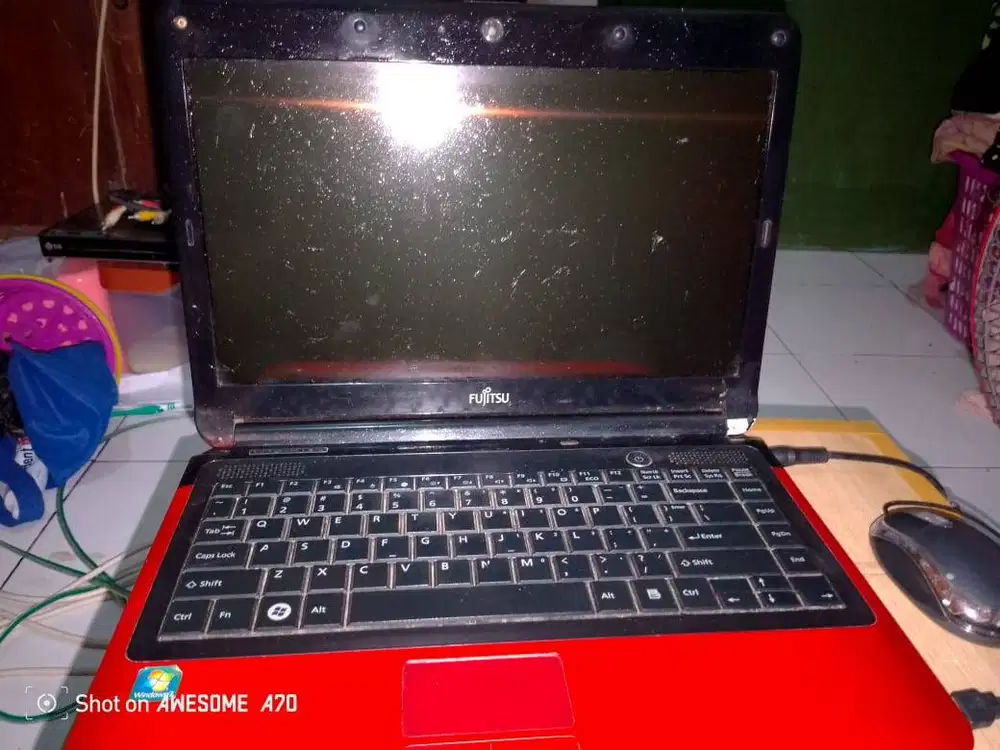 Laptop Fujitsu LH530 Bekas Minus.
