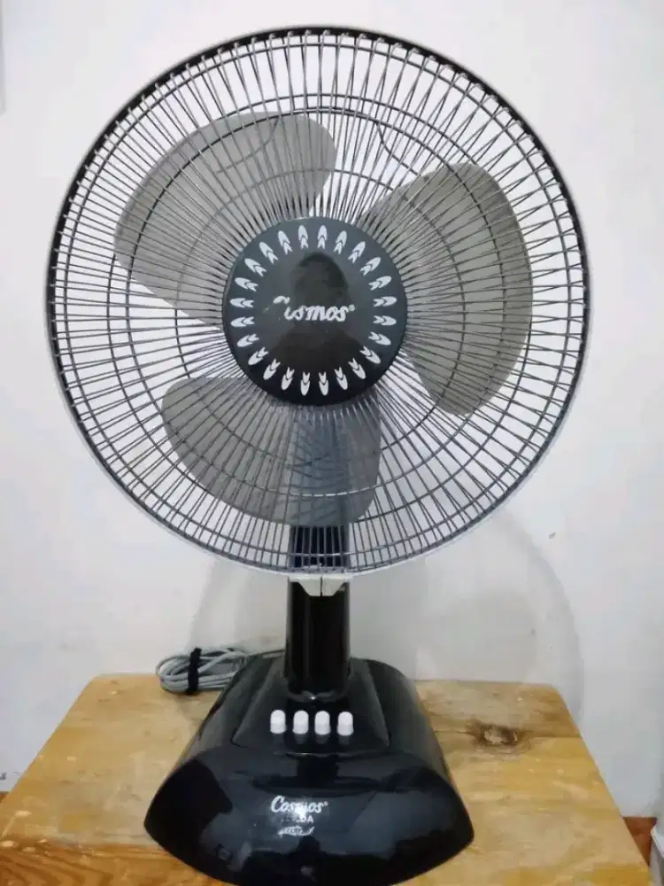 KIPAS ANGIN COSMOS TWIN 2 IN 1 DESK WALL