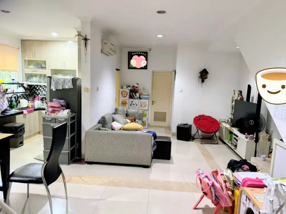 `Rumah Tampan bonus Taman, Puri Mansion waiting your Action!`