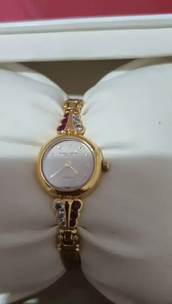 Lapis emas, tahan air, saphire crystal