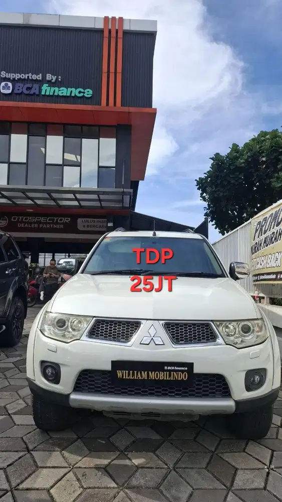 Mitsubishi Pajero Dakar Matic Tahun 2012 Kondisi Mulus Terawat