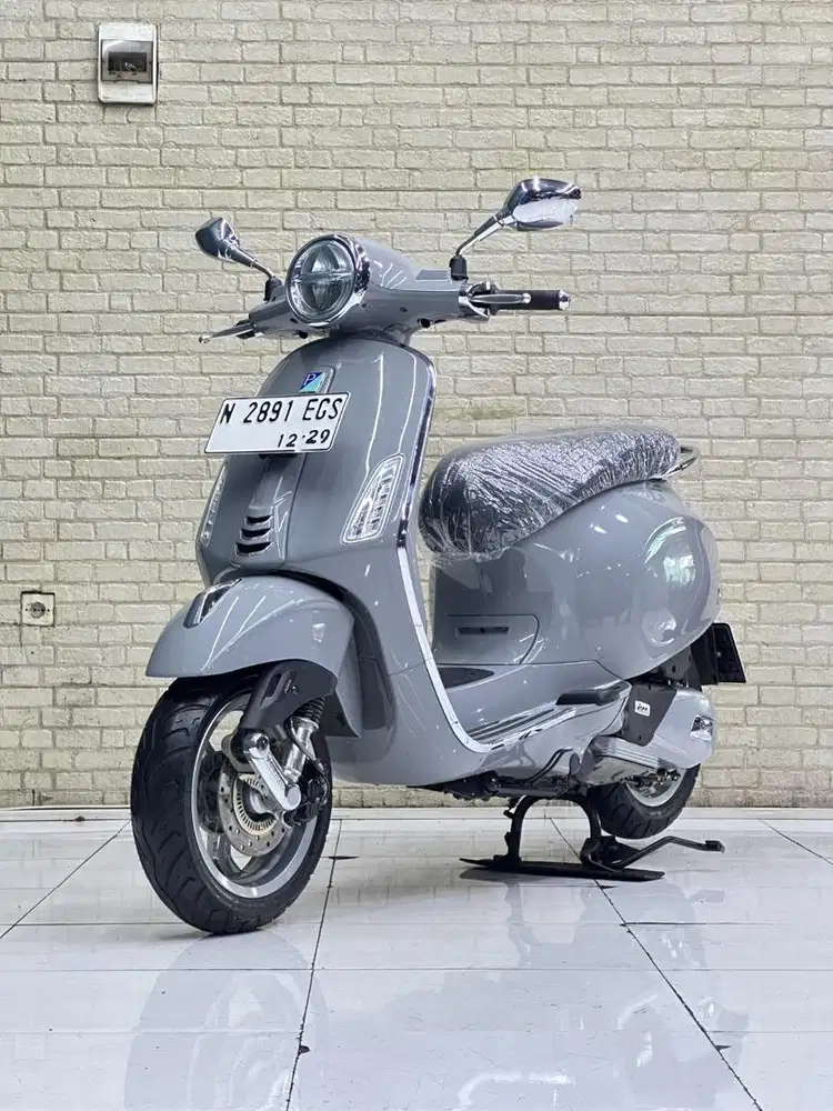 Primavera S 150 Iget ABS 2024 Km 4rb Pajak Panjang - Zaky Mustika