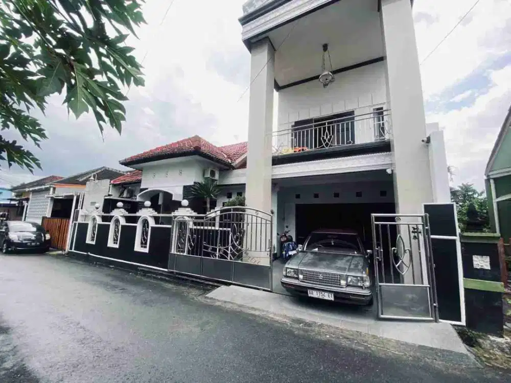 Dijual Rumah 2 Lantai siap huni di kota Magelang Dekat Rsj,Untidar 
2 Lantai