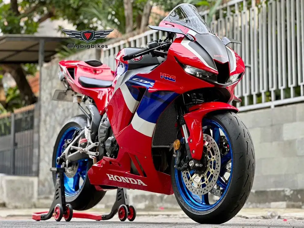 Honda CBR 600 RR 2021 Full Modif