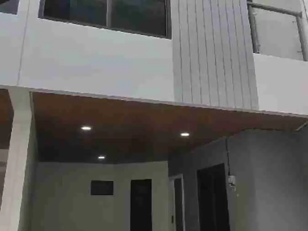 Rumah baru dan murah 3 lantai Sawah besar Jakarta Pusat