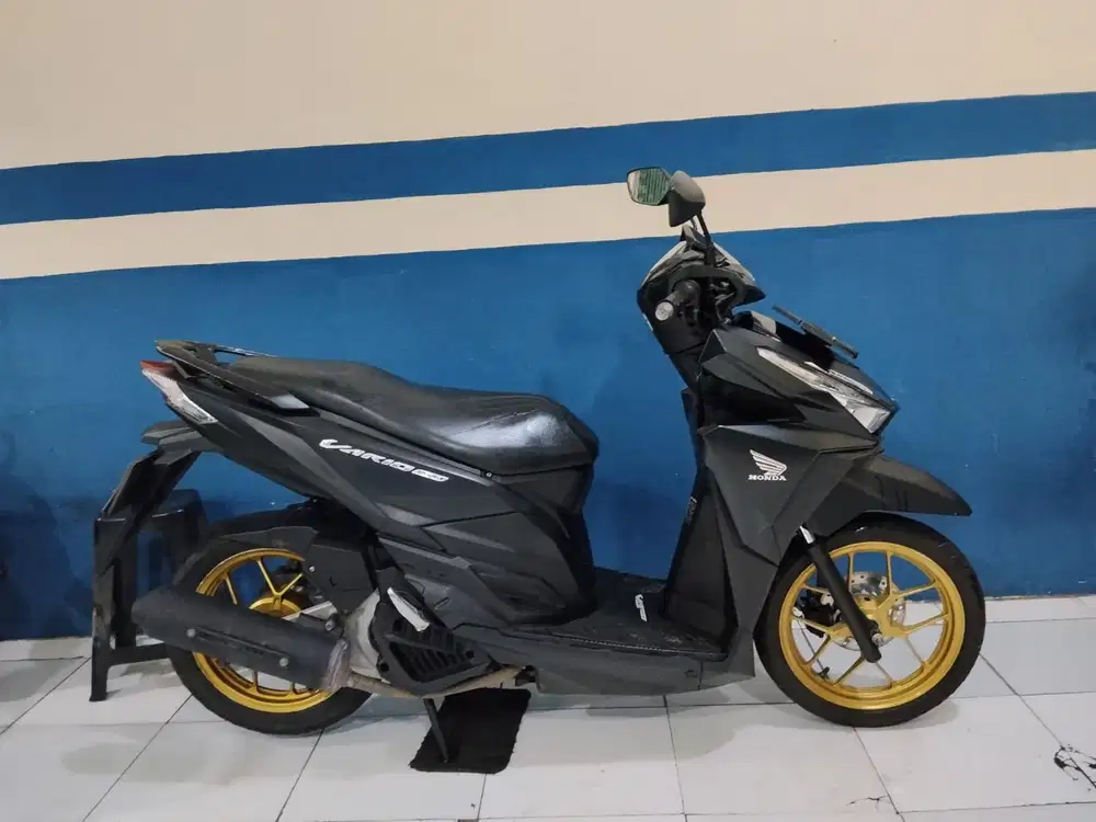 (JUAL CEPAT) HONDA VARIO 150 LED OLD 2017