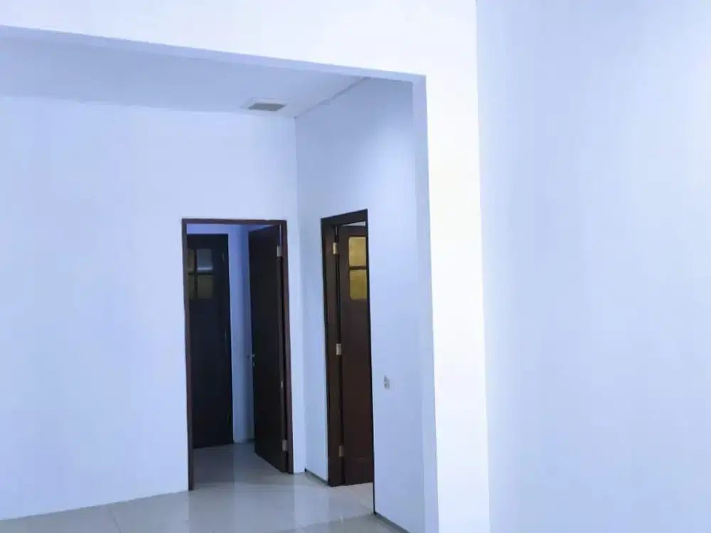 DISEWAKAN RUMAH SAYAP SUNDA BANDUNG COCOK UNTUK KANTOR