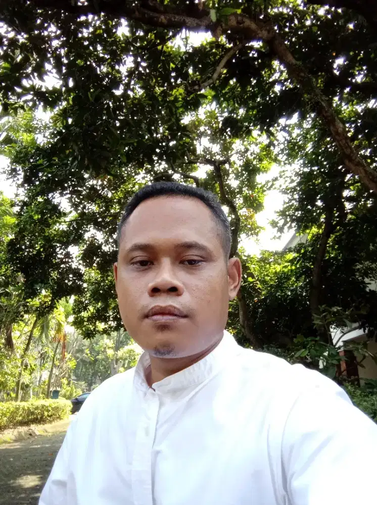 SAYA BERNIAT MENCARI PEKERJAAN SEBAGAI DRIVER/SUPIR