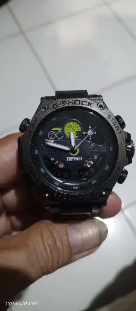 Casio G-Shock coleb Ferarri