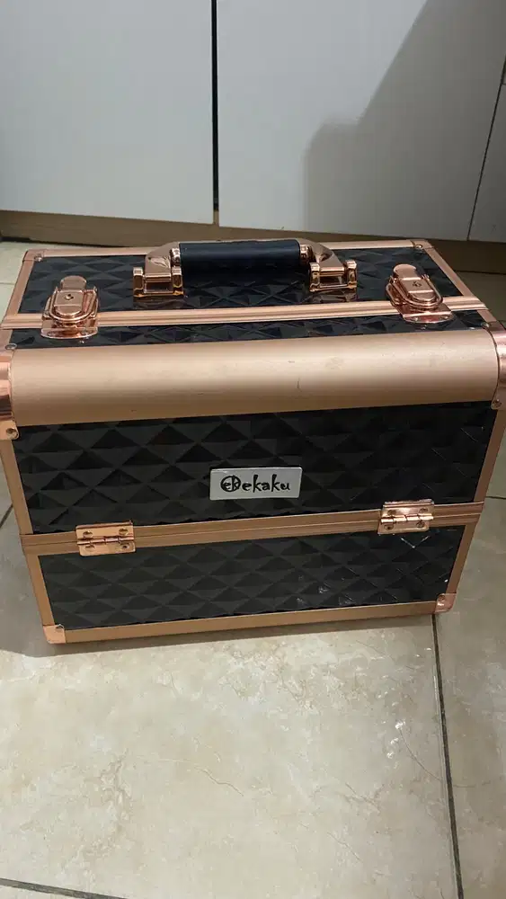 BOX / TAS MAKEUP / BEAUTY CASE